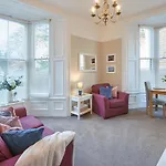 Host & Stay - Sandpiper Apartment